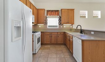 19269 Galloping Hill Rd, Apple Valley, CA 92308