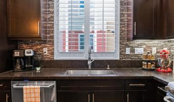 214 Antoni Gln 708, Escondido, CA 92025