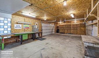 2707 E Ave, Cody, WY 82414
