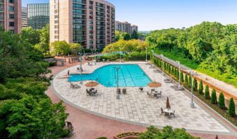 1805 CRYSTAL Dr #913S, Arlington, VA 22202