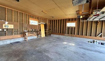 105 E 13TH St, Bayard, NE 69334