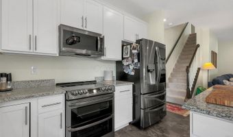 20 Thoreau Dr, Ashville, OH 43103