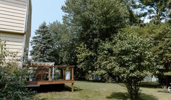 786 Adaway Ave SE, Ada, MI 49301