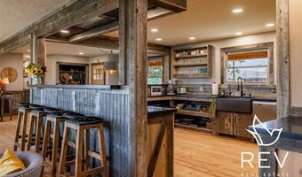30 Carter Mountain Rd, Cody, WY 82414