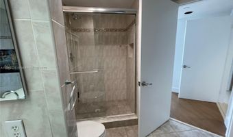 20185 E Country Club Dr 1105, Aventura, FL 33180