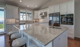 76 ELK MEADOW Dr, Afton, VA 22920