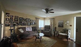 553 E. Broad St, Nappanee, IN 46550