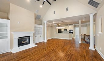 4133 Towne Green Cir, Addison, TX 75001