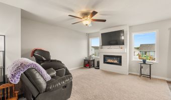 2720 21st St SW, Altoona, IA 50009