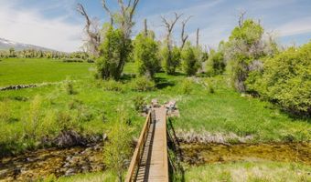 1225 Country Ln, Lamoille, NV 89828