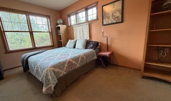 11662 Laketowne Vw, Albertville, MN 55301