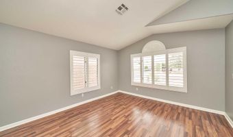 4815 W BUFFALO St, Chandler, AZ 85226