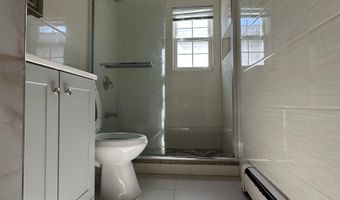 33 E 51ST St 2, Bayonne, NJ 07002