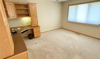 1903 14th St SW, Austin, MN 55912