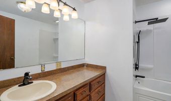 19038 Farm Road 2020, Aurora, MO 65605