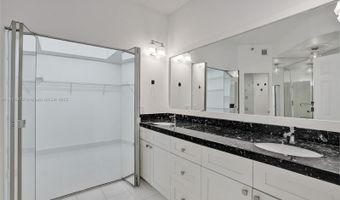 3500 Mystic Pointe Dr 105, Aventura, FL 33180