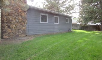 2607 Holler Ave, Cody, WY 82414