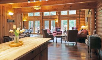 233 Algerie Rd, Becket, MA 01223