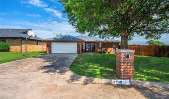 3208 California Ave, Chickasha, OK 73018