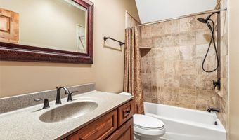 7270 NW 23rd St, Ankeny, IA 50023