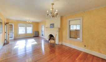 24 Hadwen Rd, Worcester, MA 01602