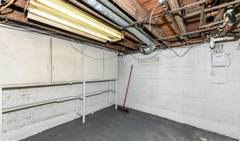 114 South St, Southport, IN 46227
