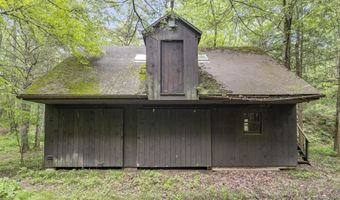 319 Nonnewaug Rd, Bethlehem, CT 06751