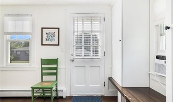 7 Pleasant Vw, Jamestown, RI 02835