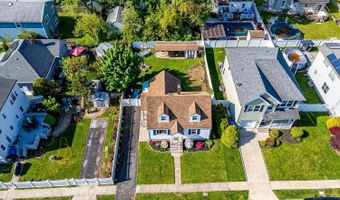 49 N Smith St, Avenel, NJ 07001