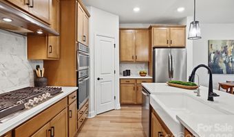 1128 Drummond Ave, Charlotte, NC 28205