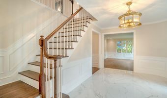 245 Borden Rd, Middletown, NJ 07748