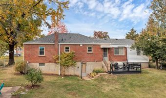 8216 Mackenzie Rd, Affton, MO 63123