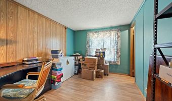 212 H And O Ln, Alvarado, TX 76009