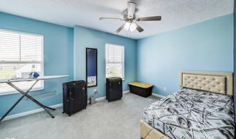 10407 Deercrest Ln, Indianapolis, IN 46239
