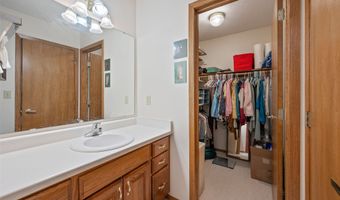 920 Robin Cir, Altoona, IA 50009