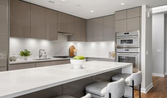 1781 N PIERCE St 501, Arlington, VA 22209
