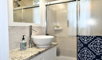 170 Bray Ave, Middletown, NJ 07748