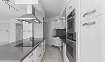 3610 Yacht Club Dr 702, Aventura, FL 33180
