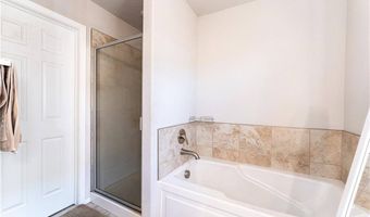 6704 Pilgrim Rd, Bentonville, AR 72713