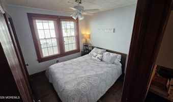 318 18th Ave, Belmar, NJ 07719