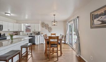 5214 HICKORY Pl, Cheyenne, WY 82009