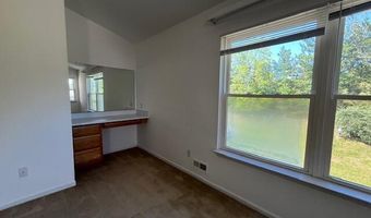 1556 Chapleau Dr, Ann Arbor, MI 48103