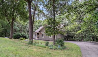 8905 Conservancy Dr NE, Ada, MI 49301
