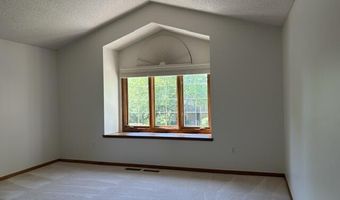 1261 Laurel View Dr, Ann Arbor, MI 48105