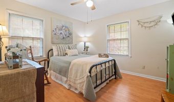 2095 Gherry Dr, Austell, GA 30106