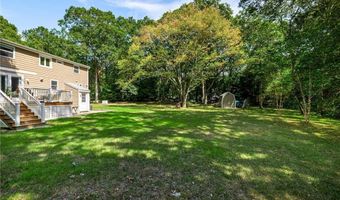 93 Burdickville Rd, Charlestown, RI 02813