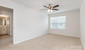 15 Virginia Commons Dr, Arden, NC 28704