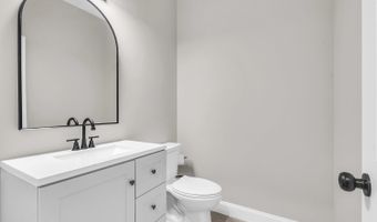70 Seurat St, Barnegat, NJ 08005