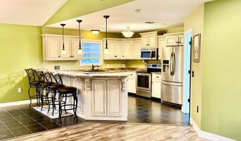 57 Brandon St, Baxley, GA 31513