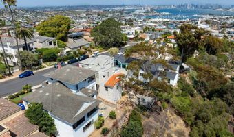 3333 Hill St, San Diego, CA 92106